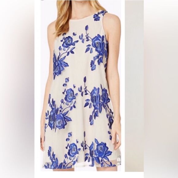 Beige by Eci Nude Blue Embroidered Floral Dress M Back Tie - Picture 1 of 11
